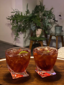 Deluxe boxed Twisted Glasses with stainless steel ice cubes